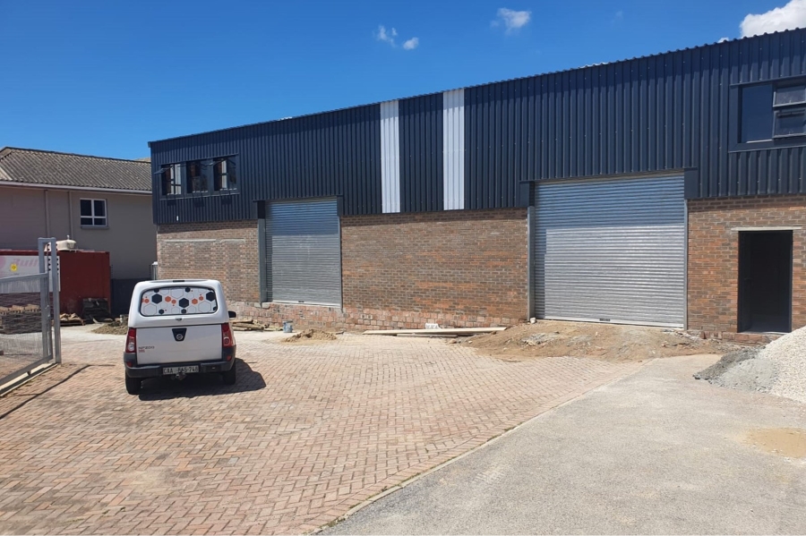 To Let commercial Property for Rent in Newton Park Eastern Cape